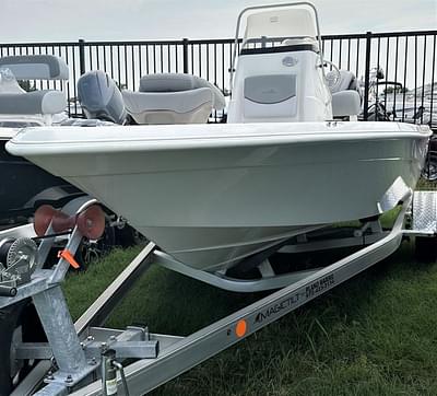 BOATZON | NauticStar 195 BAY 2023