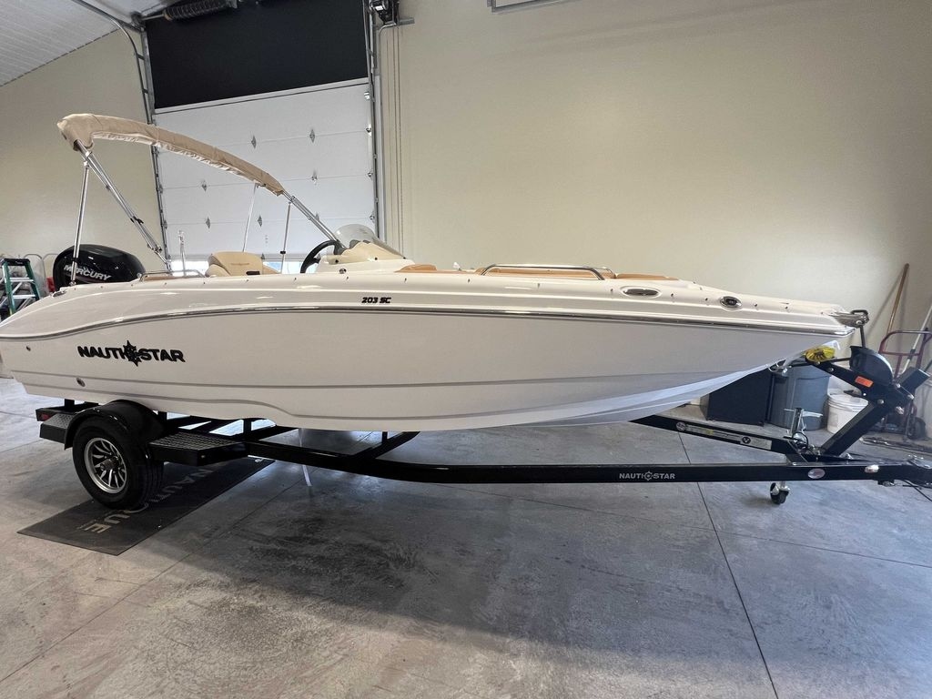 2025 NauticStar 203 SC - Sold Boat
