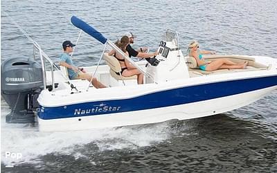 BOATZON | NauticStar 211 Angler