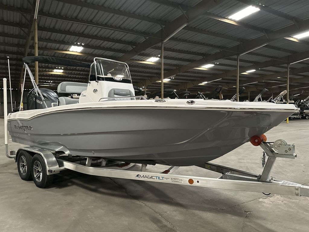2024 NauticStar 211 Hybrid - Sold Boat