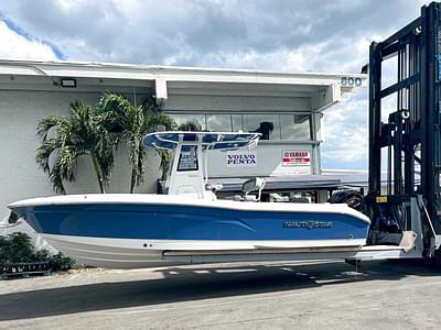 BOATZON | NauticStar 242 OSL 2024