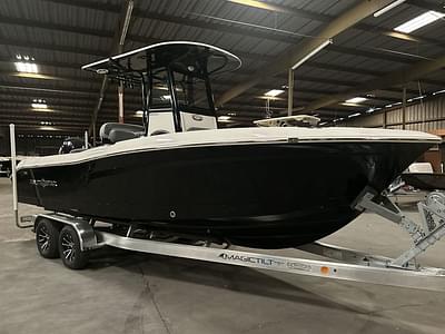 BOATZON | NauticStar 242L Offshore 2024