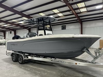 BOATZON | NauticStar 242L Offshore 2024