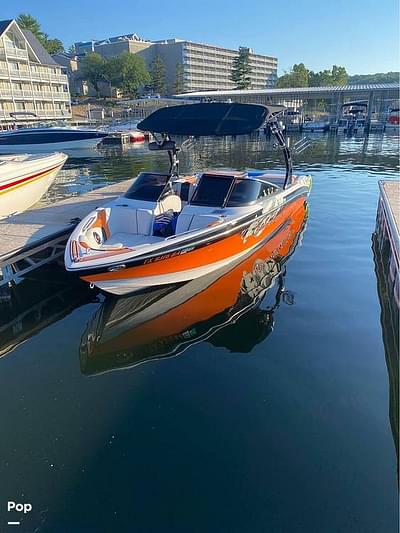 BOATZON | Nautique 230te