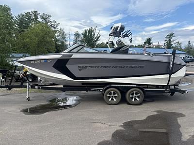 BOATZON | Nautique G23 2016