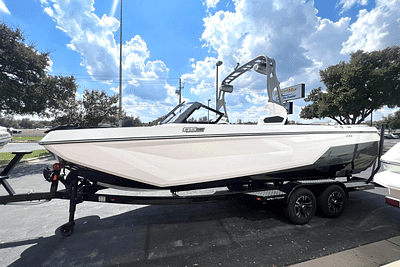 BOATZON | Nautique Super Air Nautique GS24 2024