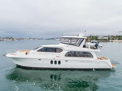 BOATZON | Navigator Pilothouse 2011