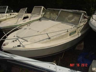 BOATZON | North American 220 Heritage 22 Offshore Cuddy Mercruiser 260 1976