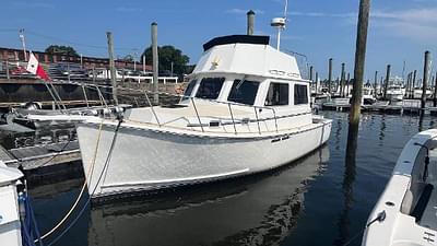 BOATZON | North Sea Boats Cape Classic Flybridge Cruiser 2004