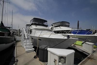 BOATZON | Ocean Alexander Cockpit Motor Yacht 1989