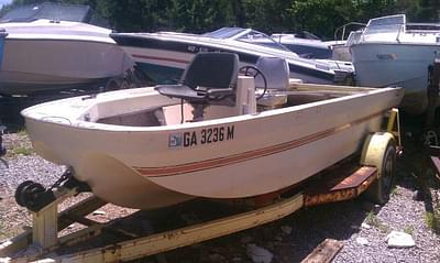 BOATZON | Ouachita 160 Fisherman OB Hull 1972