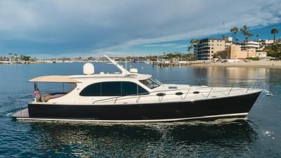 BOATZON | 2015 Palm Beach Motor Yachts 45 Sedan