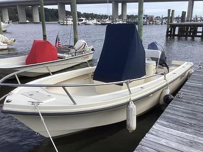 BOATZON | Parker 1801 Center Console 2013