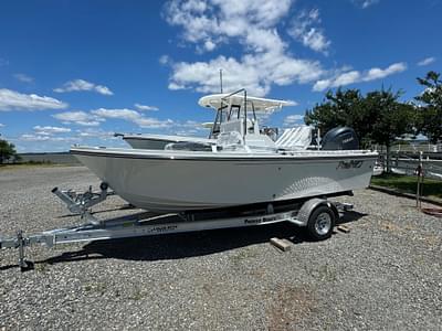 BOATZON | Parker 18SE Center Console 2025