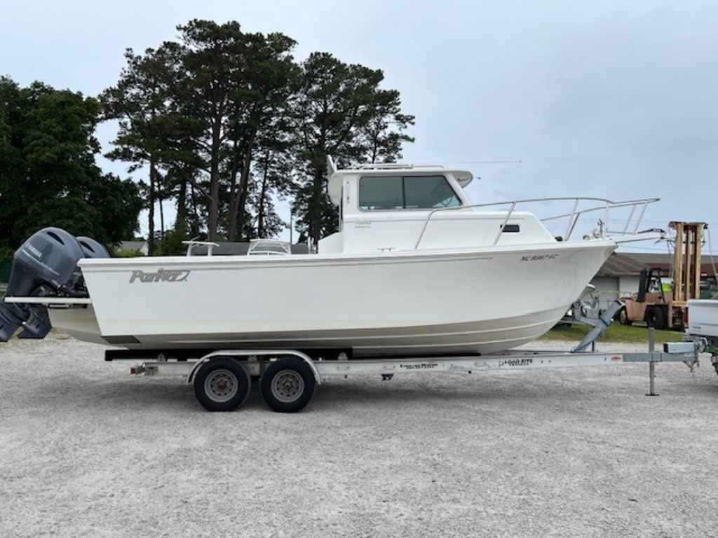 2023 Parker 2520 XLD SC - Sold Boat