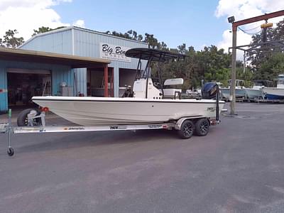 BOATZON | Pathfinder 2300 HPS 2025