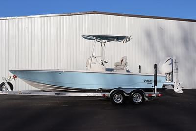 BOATZON | Pathfinder Boats 2500 Hybrid 2024