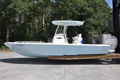 BOATZON | Pathfinder Boats 2600 TRS 2022