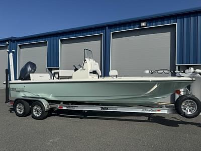 BOATZON | Pathfinder TRS 2200 2025