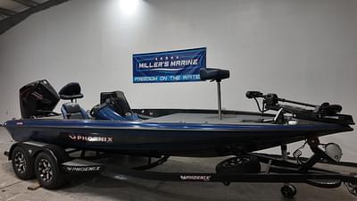 BOATZON | PHOENIX 920 Elite Bass Boat 2023