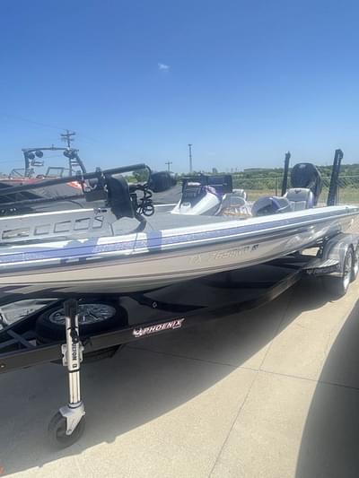 BOATZON | Phoenix Bass Boats 21 PHX 2024