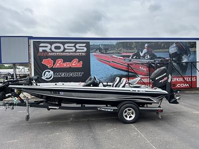 BOATZON | Phoenix Bass Boats 618 Pro 2017