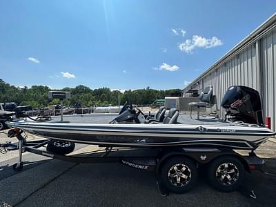 BOATZON | Phoenix Bass Boats 721 PRO XP 2024