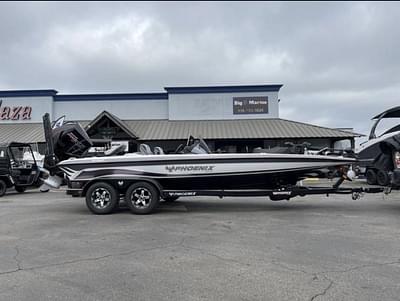 BOATZON | Phoenix Bass Boats 721 ZXL 2025