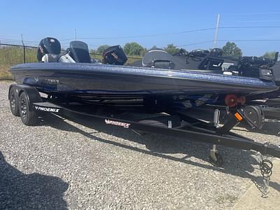 BOATZON | Phoenix Bass Boats 818 Pro 2024