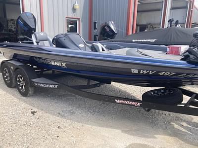 BOATZON | Phoenix Bass Boats 819 PRO 2023