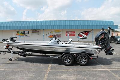 BOATZON | Phoenix Bass Boats 921 Elite 2025