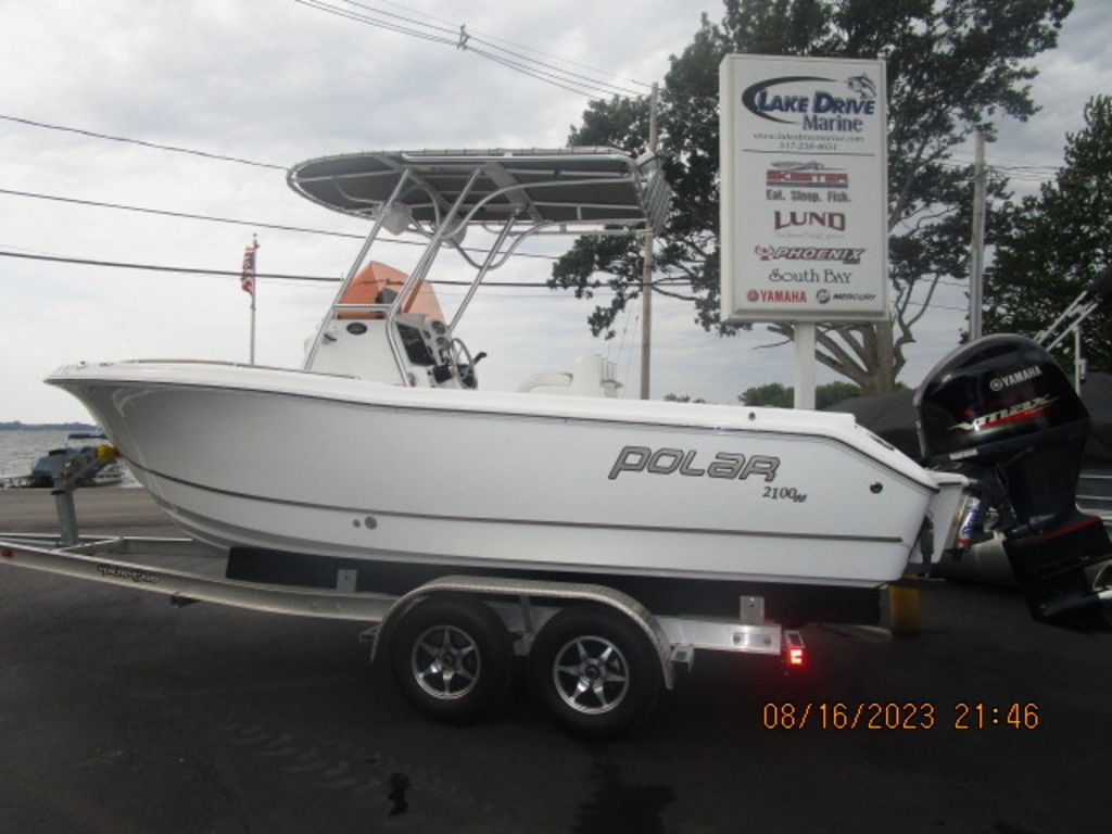 2006 POLAR 2100 CC - Sold Boat