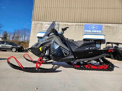 BOATZON | Polaris® 650 Indy XC 129 Gloss Black 2024