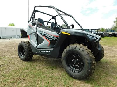 BOATZON | Polaris® RZR 200 EFI 2024