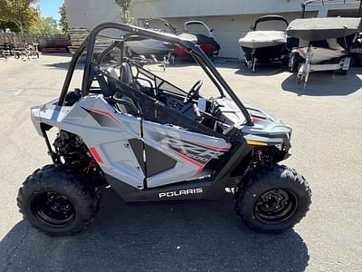 BOATZON | Polaris® RZR 200 EFI 2024