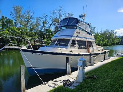 BOATZON | Prairie Boat Works 36 Trawler Mainship CHB 1981