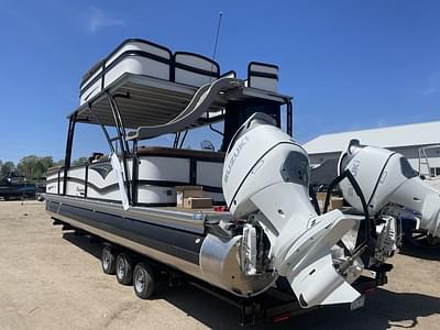 BOATZON | Premier 350 TRIPLE TWIN 350HP NEW BUNK TRAILER 2023