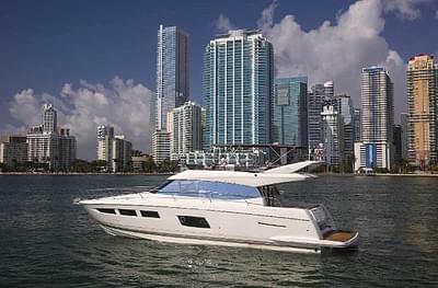 BOATZON | Prestige 550 Flybridge 2015