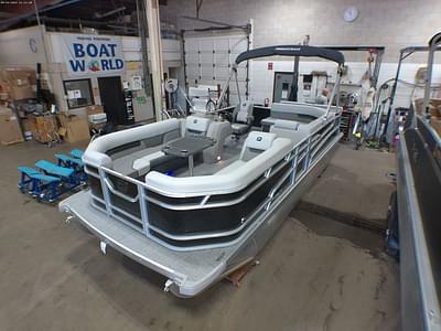 BOATZON | Princecraft Vectra 21 Cruise Lounge Pontoon  Mercury 4Stroke EFI 2025