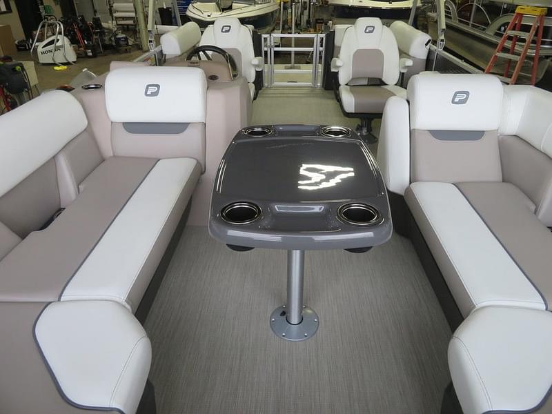 New Princecraft Vectra 23 XT Quad Rear Lounge Pontoon Mercury 4Stroke ...