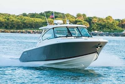 BOATZON | Pursuit Boats DC 326 2025