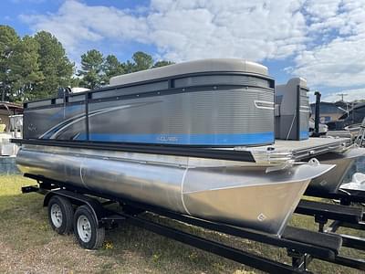 BOATZON | Qwest Pontoons 818 Lanai LT 2023