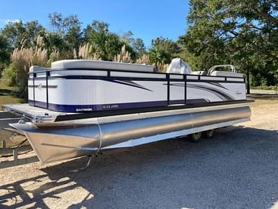 BOATZON | Qwest Pontoons 822 EClass RLS L 2023