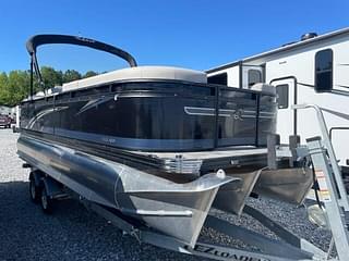 BOATZON | Qwest Pontoons EClass Lanai 822 LT 2023