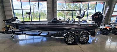 BOATZON | Ranger Boats Z521L Cup Equipped 2022