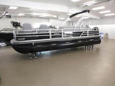 BOATZON | Ranger Reata 220FC 2024