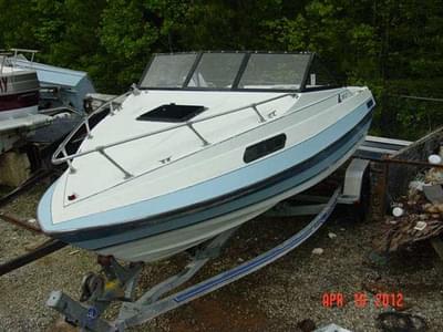 BOATZON | Raven Raven 195CC Cuddy Cabin Mercruiser 170 1988