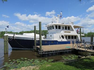 BOATZON | Real Ships Expedition Yacht 2004