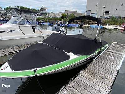 BOATZON | Regal 1900 ESX