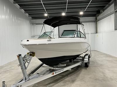 BOATZON | Regal 21 OBX 2020